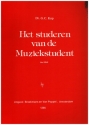 Het studeren van de muziekstudent